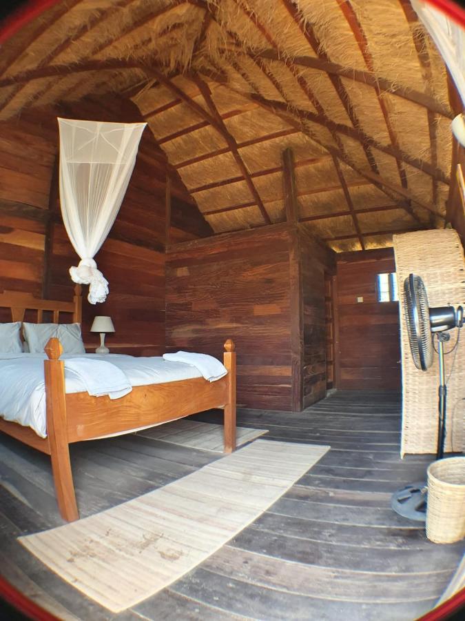 Bees Mouth Gambia Hotel Sanyang Buitenkant foto