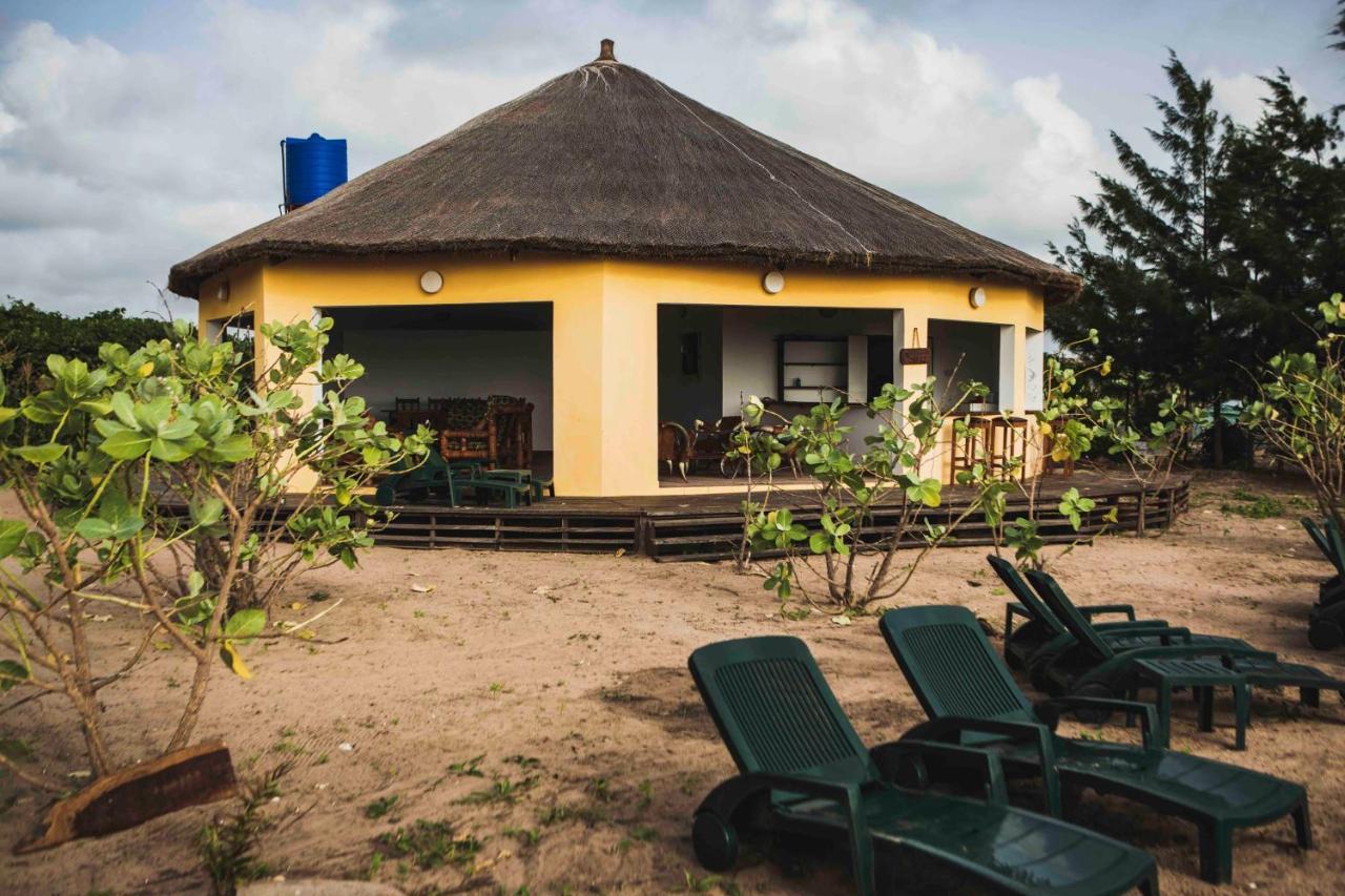 Bees Mouth Gambia Hotel Sanyang Buitenkant foto